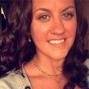 Meet your Posher, Caitlin